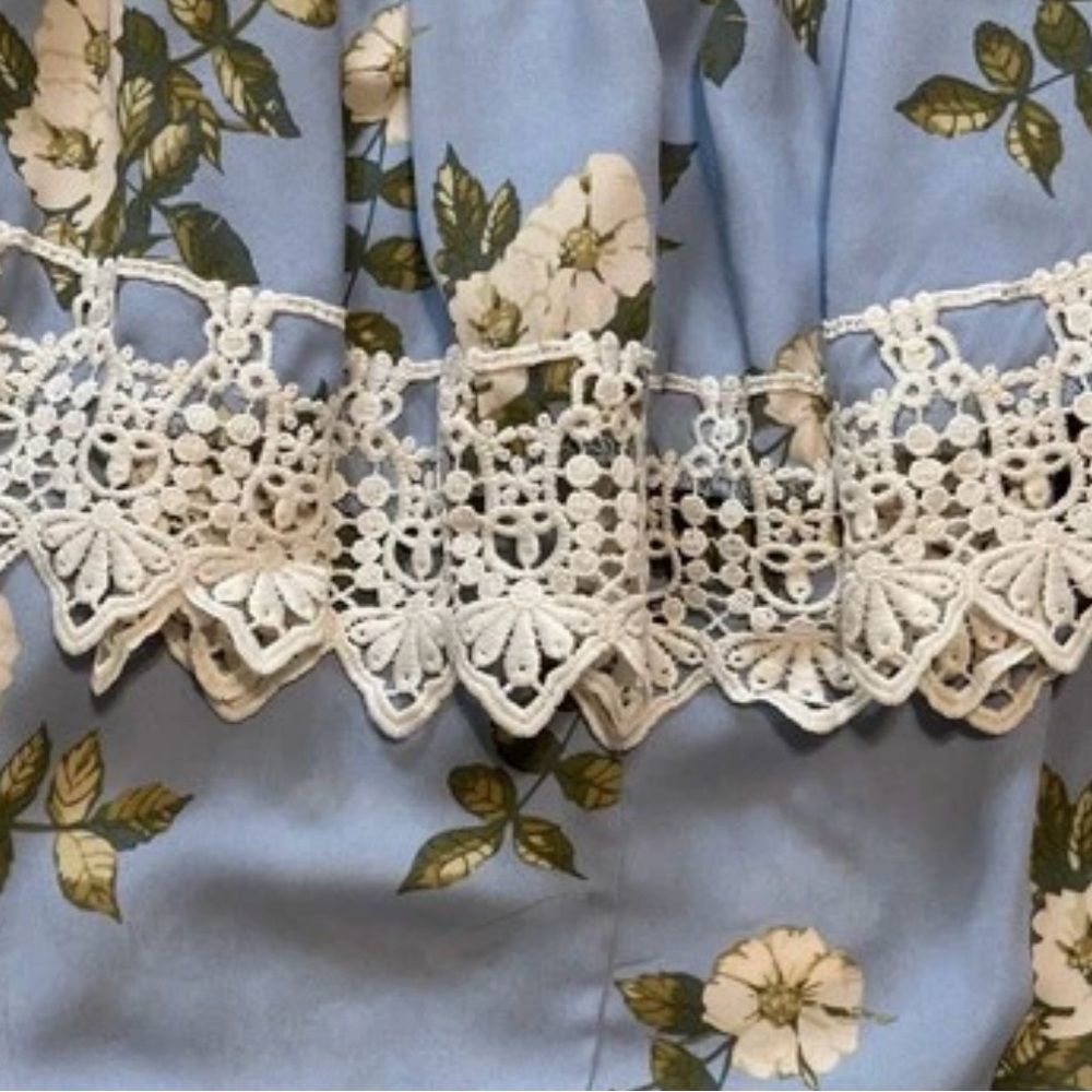 Say What?‎ Cold Shoulder Floral Lace Trim Top Off‑Shoulder Boho Blouse Size M - Picture 6 of 10